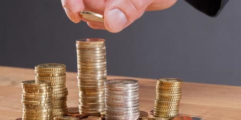 學大教育:浙江臺州椰林灣投資策劃累計質押股數約為1245萬股